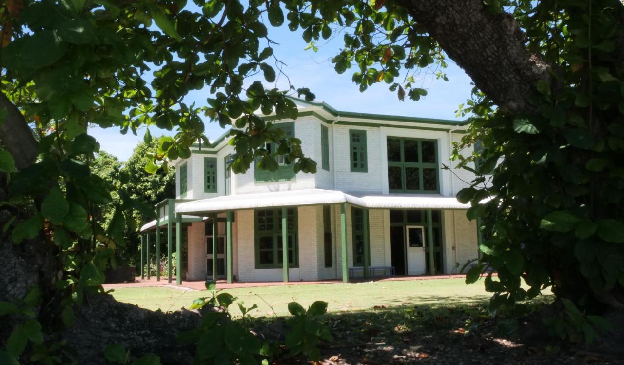 Oceania House Hotel Bantam Village Bagian luar foto